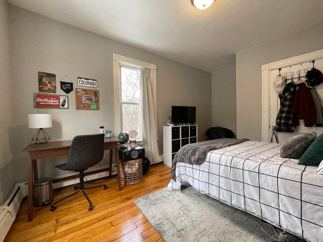 Building Photo - 22-24 Highland Ave