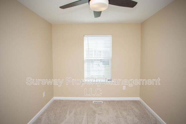 Building Photo - 239 Macoun Way