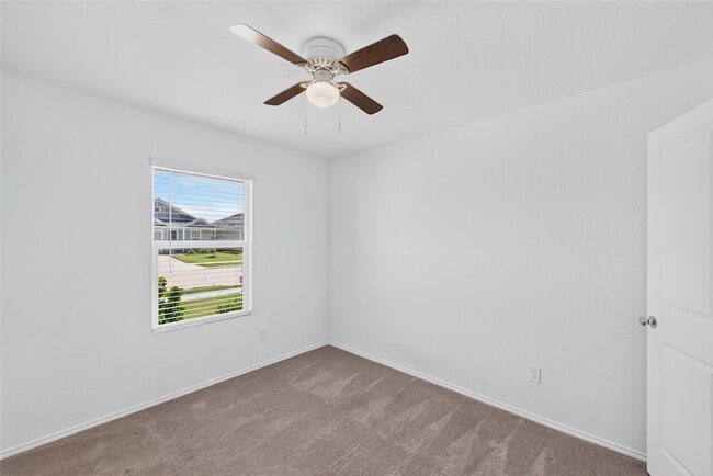 Building Photo - 320 Dewberry St