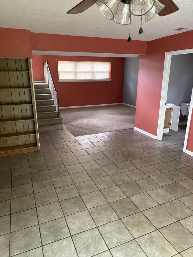 Building Photo - 1179 Tatesbrook Dr