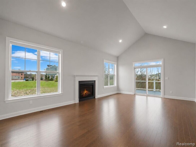 Building Photo - 3219 Brackley Dr
