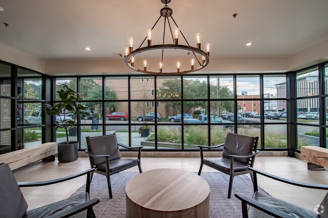 Lobby - Renaissance Lofts