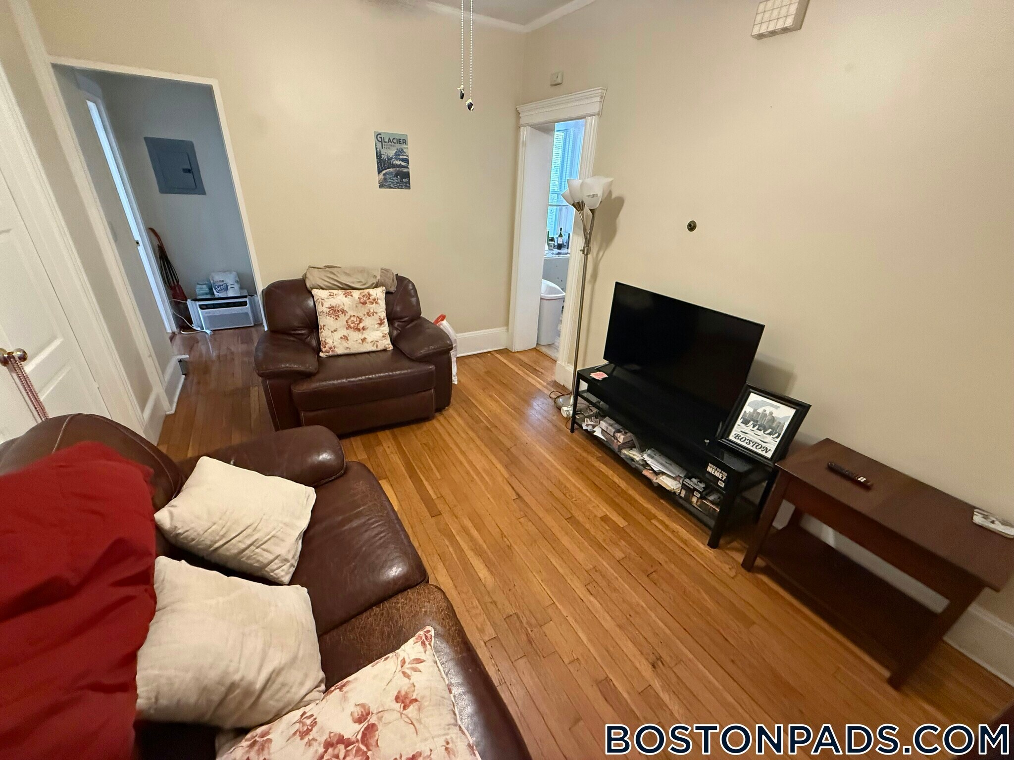 Building Photo - 16 Fuller St