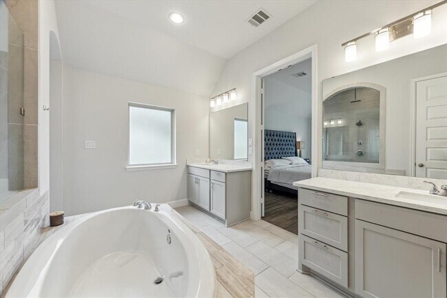 Building Photo - 4315 Rocky Strm Ct
