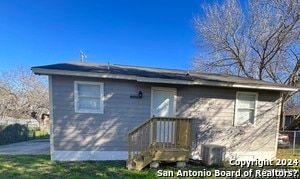 Building Photo - 15435 Belen St