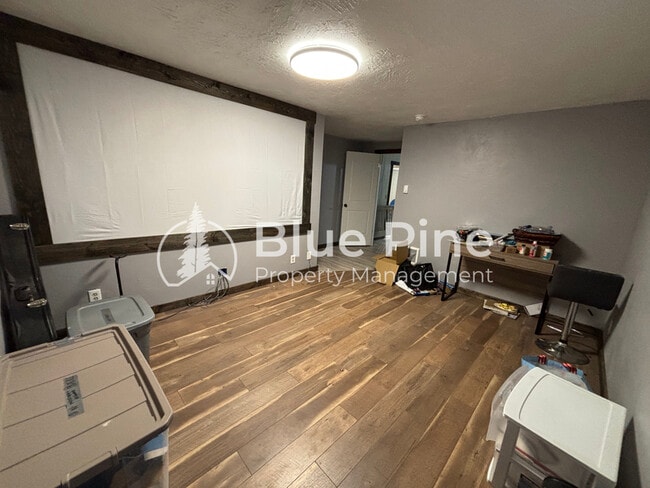 Building Photo - 2014 Tiffany Dr