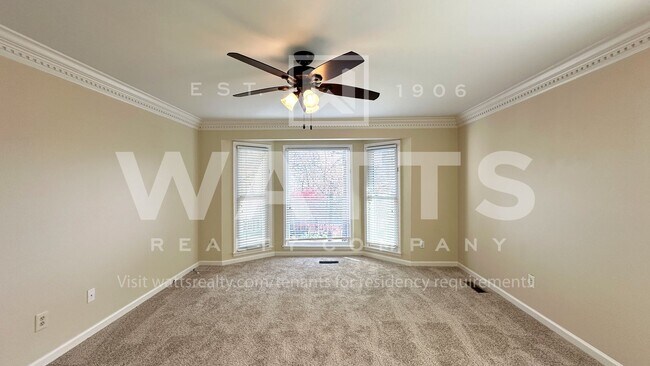 Building Photo - 4 Bedroom, 4.5 Bath Home in Heart of Hoover