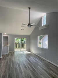 Building Photo - 5403 Walnut Grove Dr