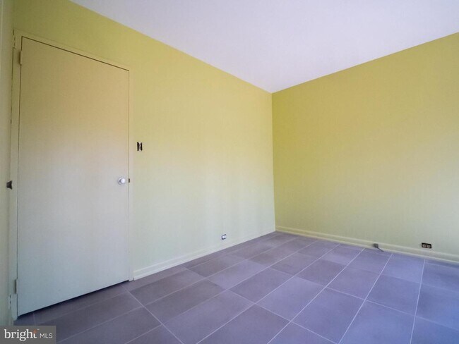 Building Photo - 4313 Woodlark Dr