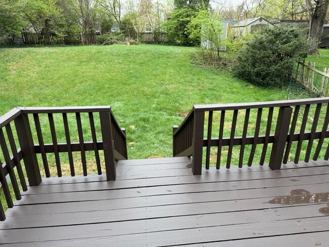 Building Photo - Lovely Renovated Rambler Close to METRO, Parks, Etc.