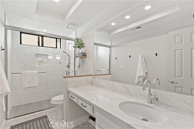 Building Photo - 45436 Driftwood Dr