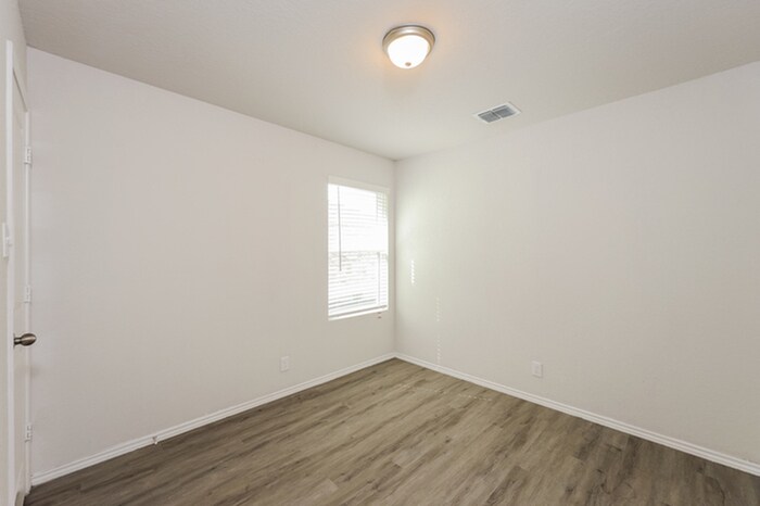 Building Photo - 9314 Evening Shade Ct