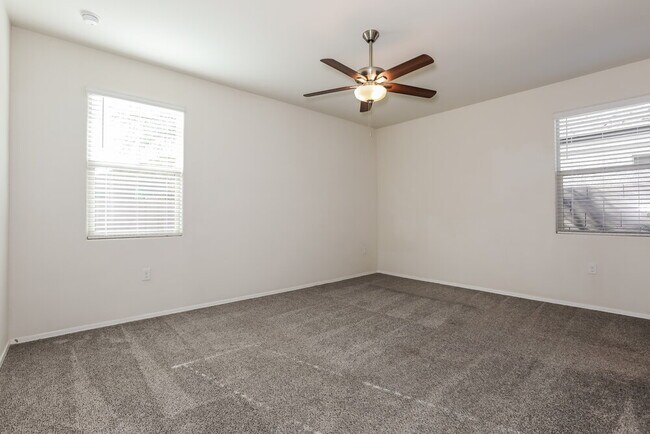 Building Photo - 4859 E Rhodium Dr