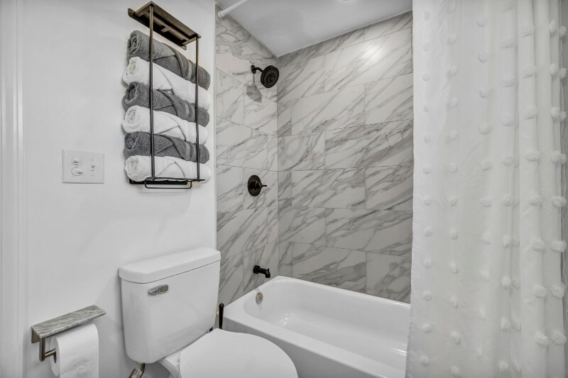 Building Photo - 113 Madison Ave