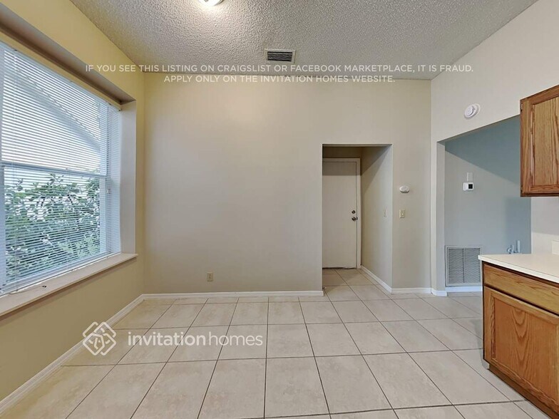 Building Photo - 9912 Cross Pine Ct