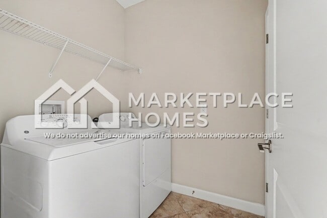 Building Photo - 31427 Cannon Rush Dr