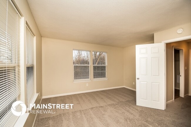 Building Photo - 10448 Bellchime Ct