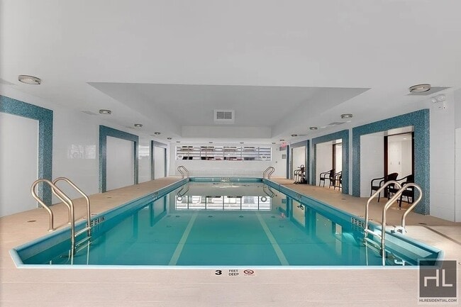 Building Photo - Spacious 3-Bedroom, 2-Bath Apartment on We...