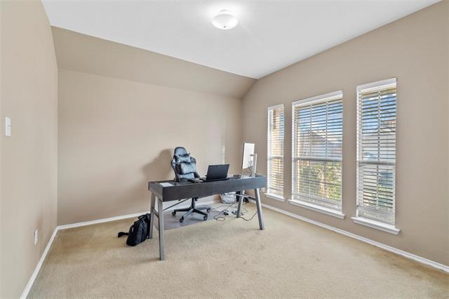 Building Photo - 9608 Straightaway Dr