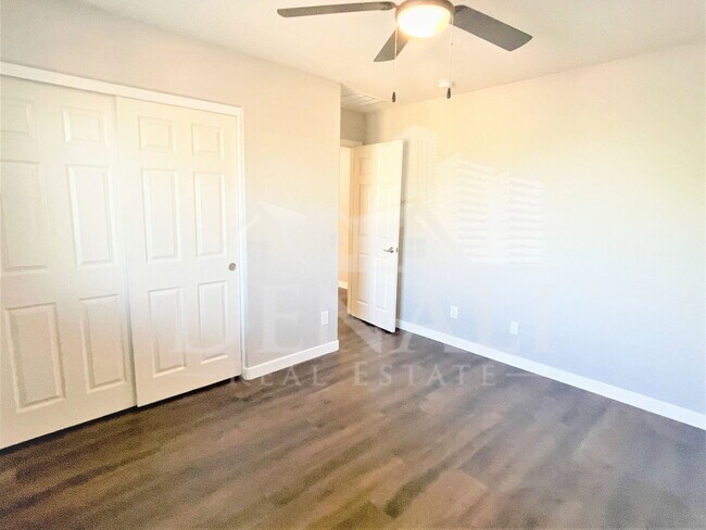 Building Photo - 4447 South Antonio Circle