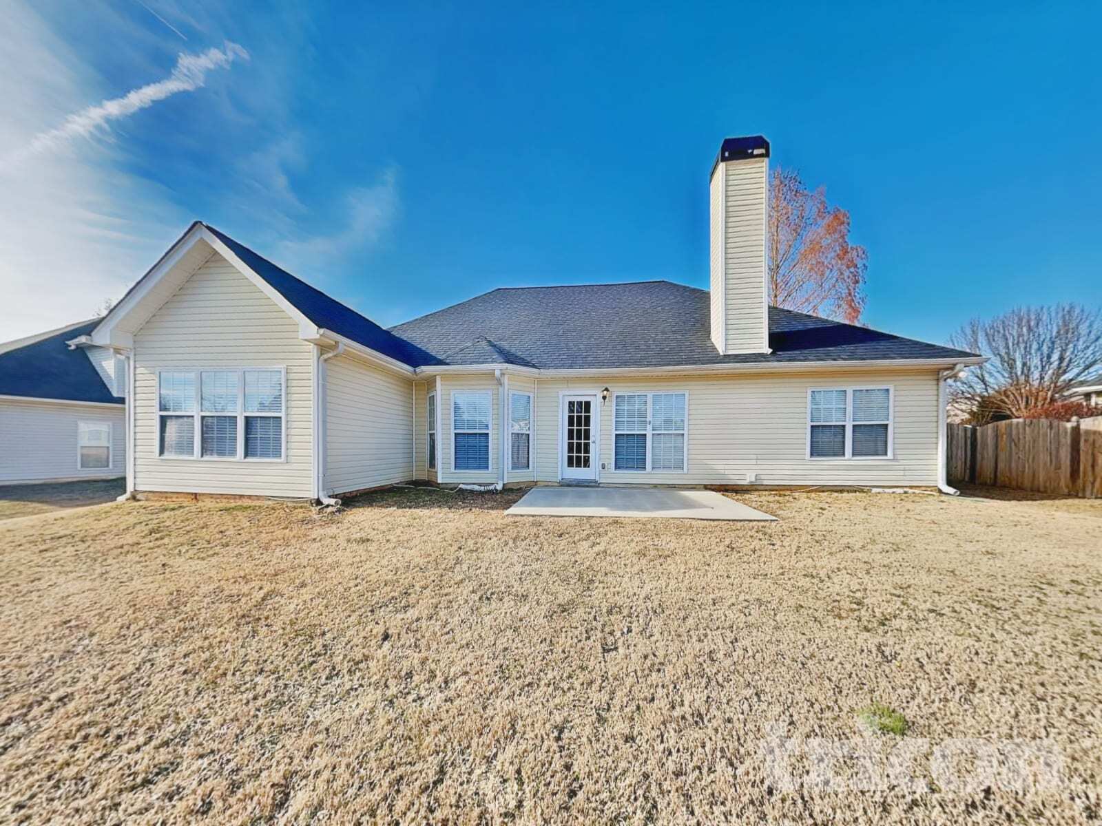 Building Photo - 903 Ember Ct