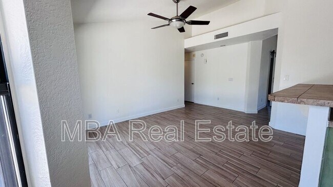 Building Photo - 3825 E Monte Cristo Ave