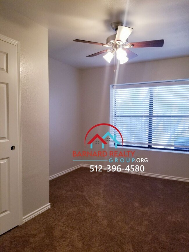 Building Photo - Newly Remodeled 3 Bedroom, 1.5 Bath