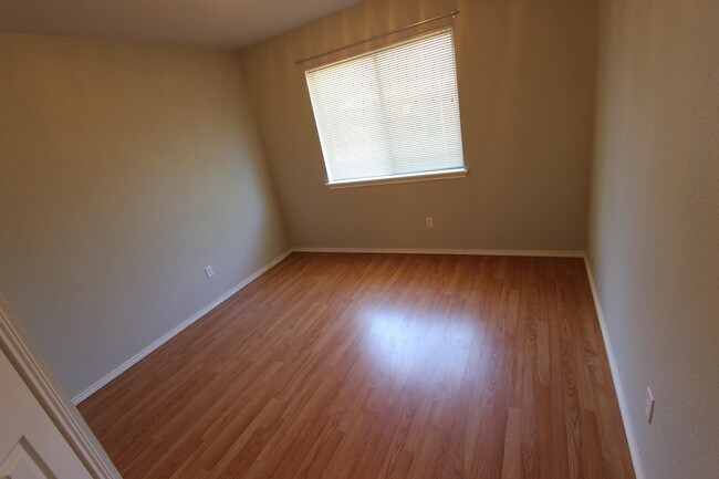 Bedroom 2 - 15618 Poynette Pl