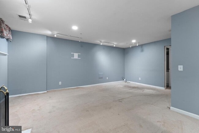 Building Photo - 3336 Fordington Pl