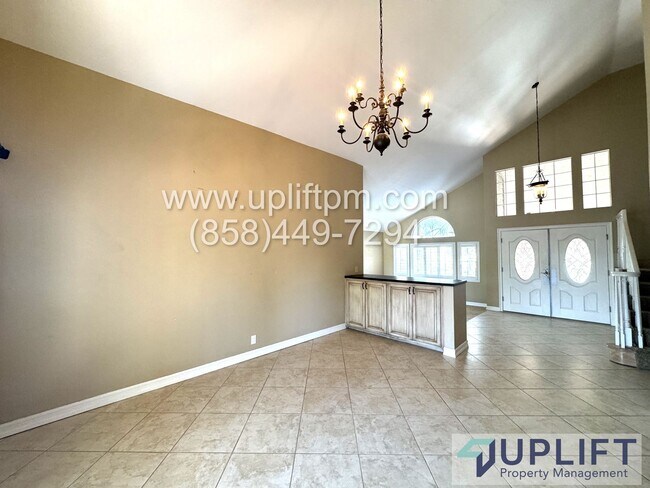 Building Photo - Gated Community Canyon Lake - Large 3 bedr...
