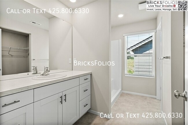 Building Photo - Stunning Lupine at Kitsap Landing in Bremerton