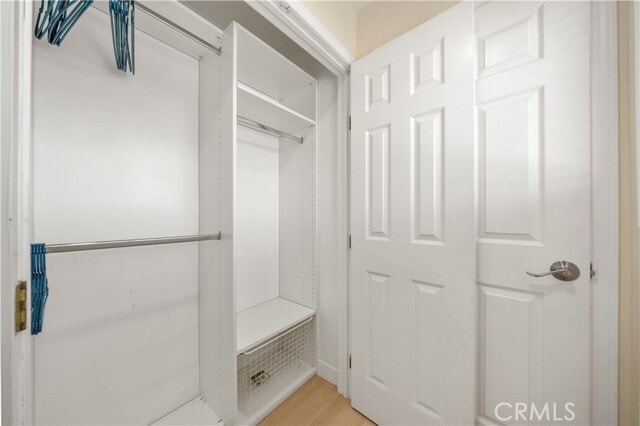 Building Photo - 912 Hl