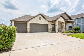 Building Photo - 4718 Buttonbush Dr
