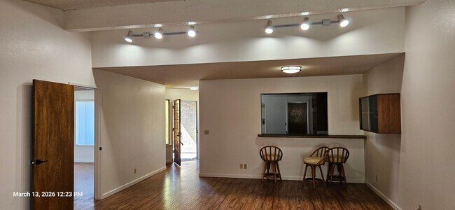 Building Photo - Creekridge Villas Single Story Condo in Gated Community in Orcutt with Easy Access to VSFB