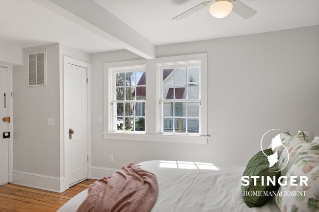 Building Photo - 606 Carteret St