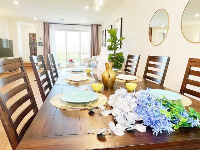 Building Photo - 103 Cadence