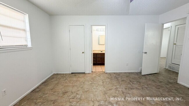 Building Photo - 7306 Avenue W