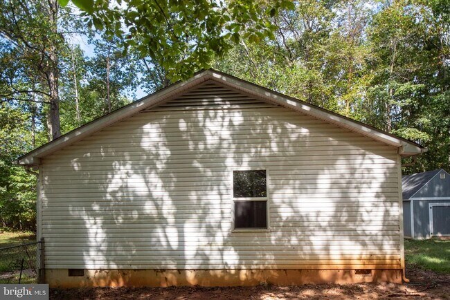 Building Photo - 12409 Quarter Charge Dr
