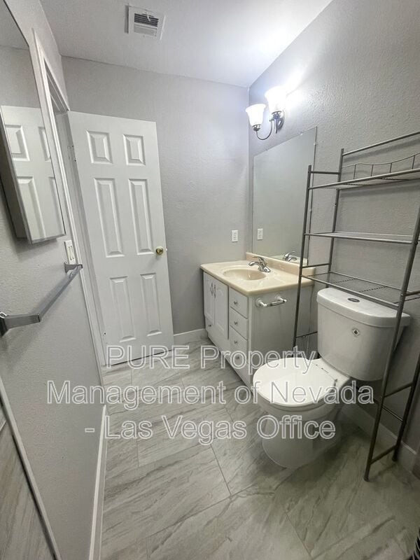 Building Photo - 5934 Via La Contera Dr