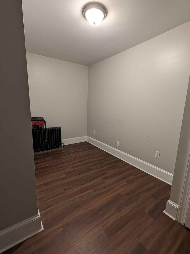 Building Photo - 504 Arch St