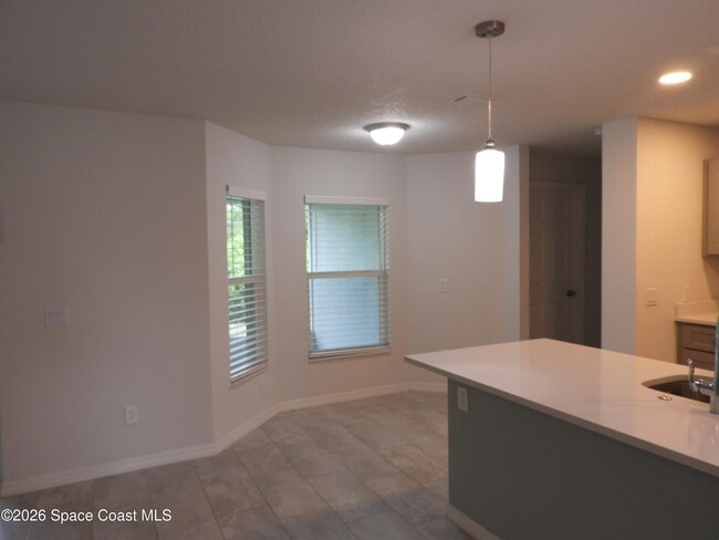Building Photo - 1530 Paley Cir SE