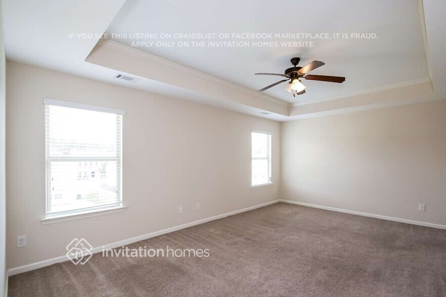 Building Photo - 4292 Violet Way Ct