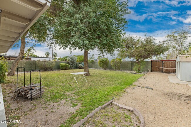 Building Photo - 2724 N 25th St