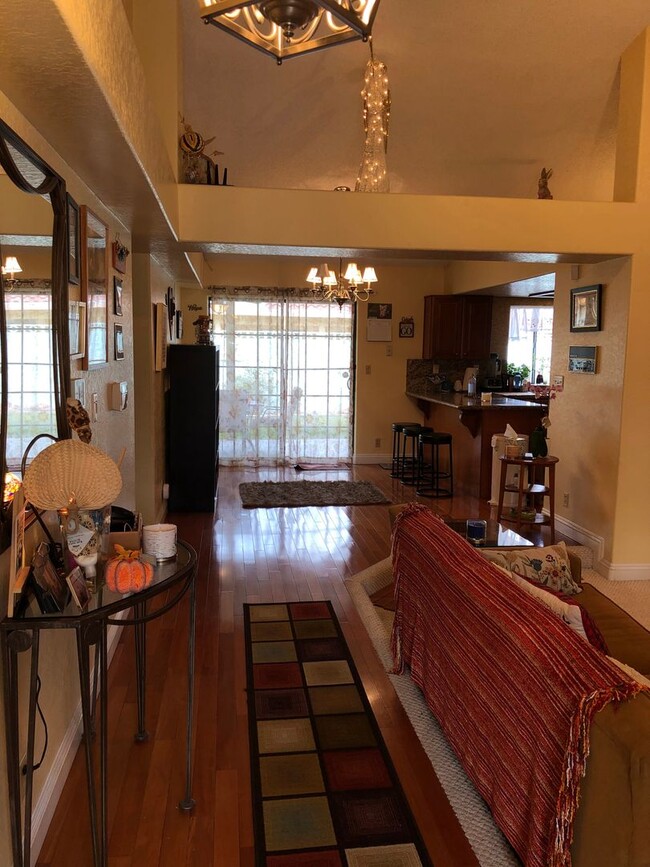 Building Photo - Gorgeous Furnished Oasis in Las Vegas Avai...