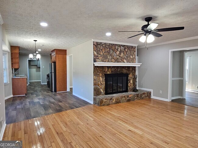 Building Photo - 683 Ginger Cake Rd