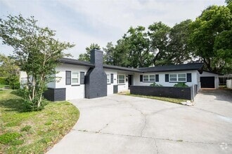 Building Photo - 1946 Strathaven Rd