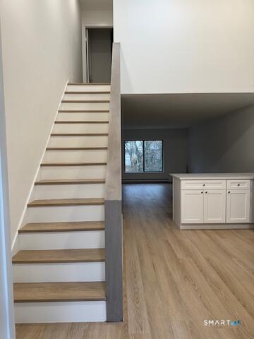 Building Photo - 38 Putnam Green