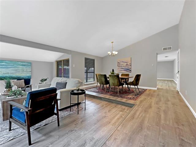 Building Photo - 4421 Mayflower Dr