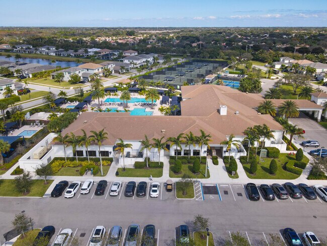 Building Photo - 13596 Weyburne Dr