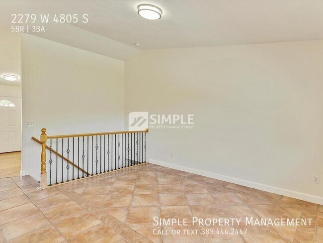 Building Photo - Newly remodeled home in Taylorsville!